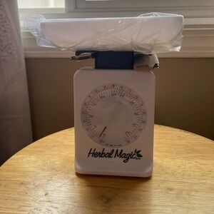 Herbal Magic White Kitchen Scale
